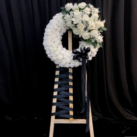 Hoa chia buồn mẫu 04